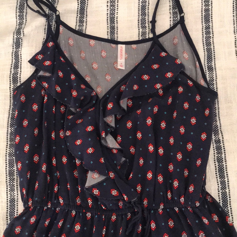 Small romper - Picture 2 of 2